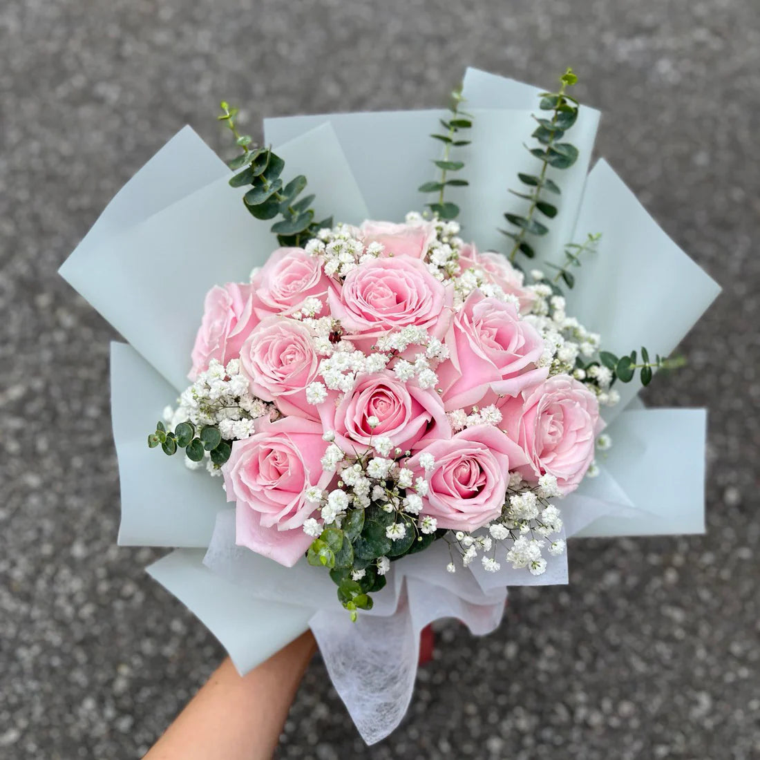 12 Pink Rose Bouquet