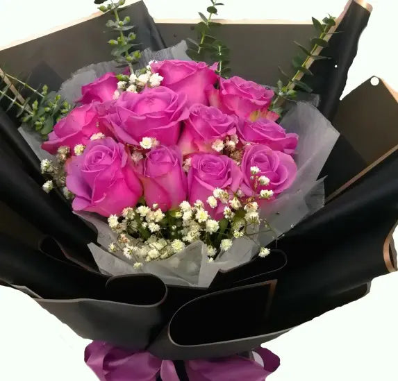 12 Fuschia Pink Rose Bouquet