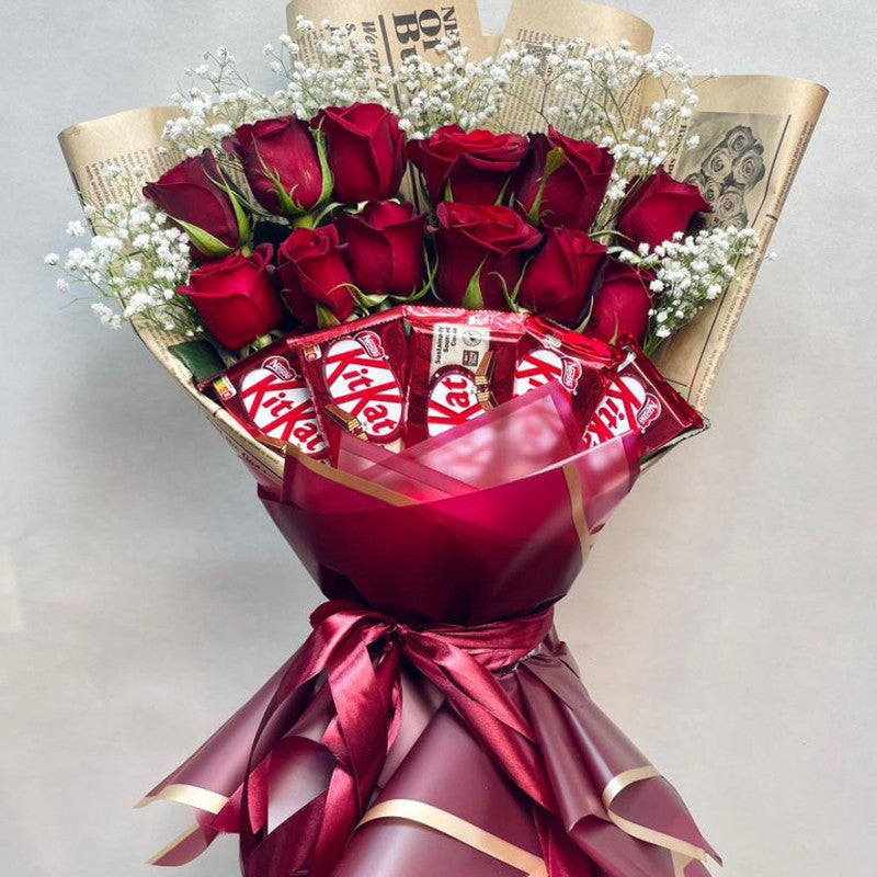 12 Red Rose Bouquet With KitKat