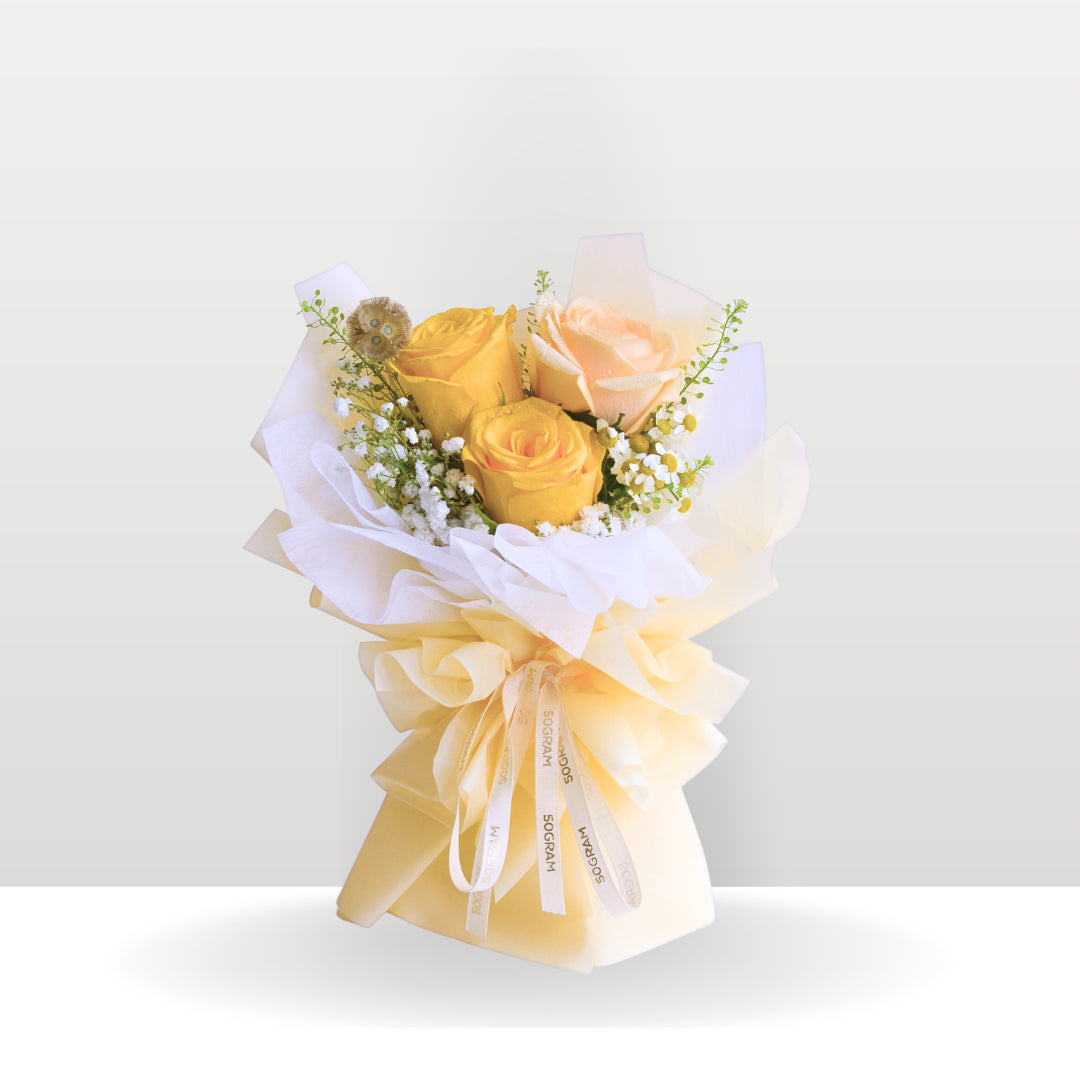 3 Yellow And Beige Rose Bouquet