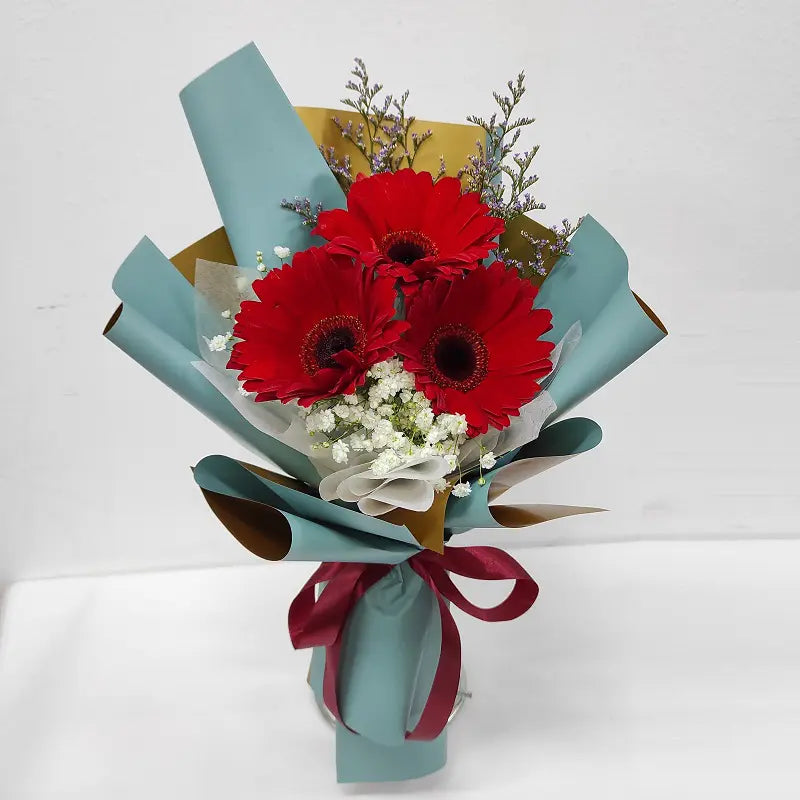 3 Red Daisy Bouquet