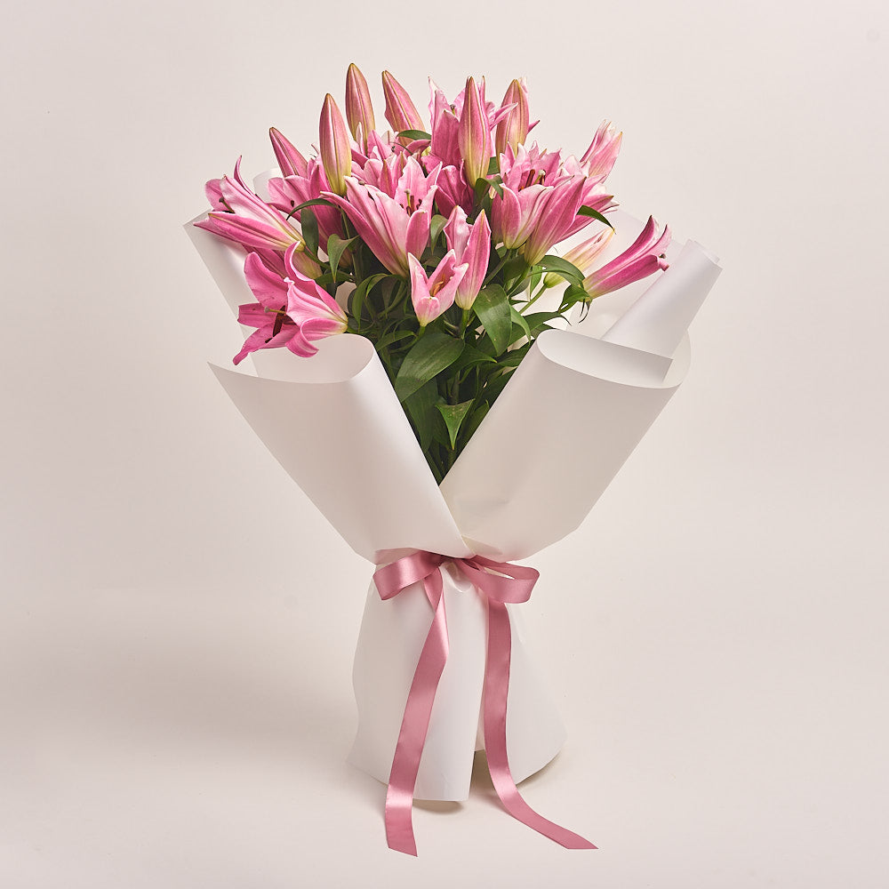 10 Pink Lily Elegant Bouquet