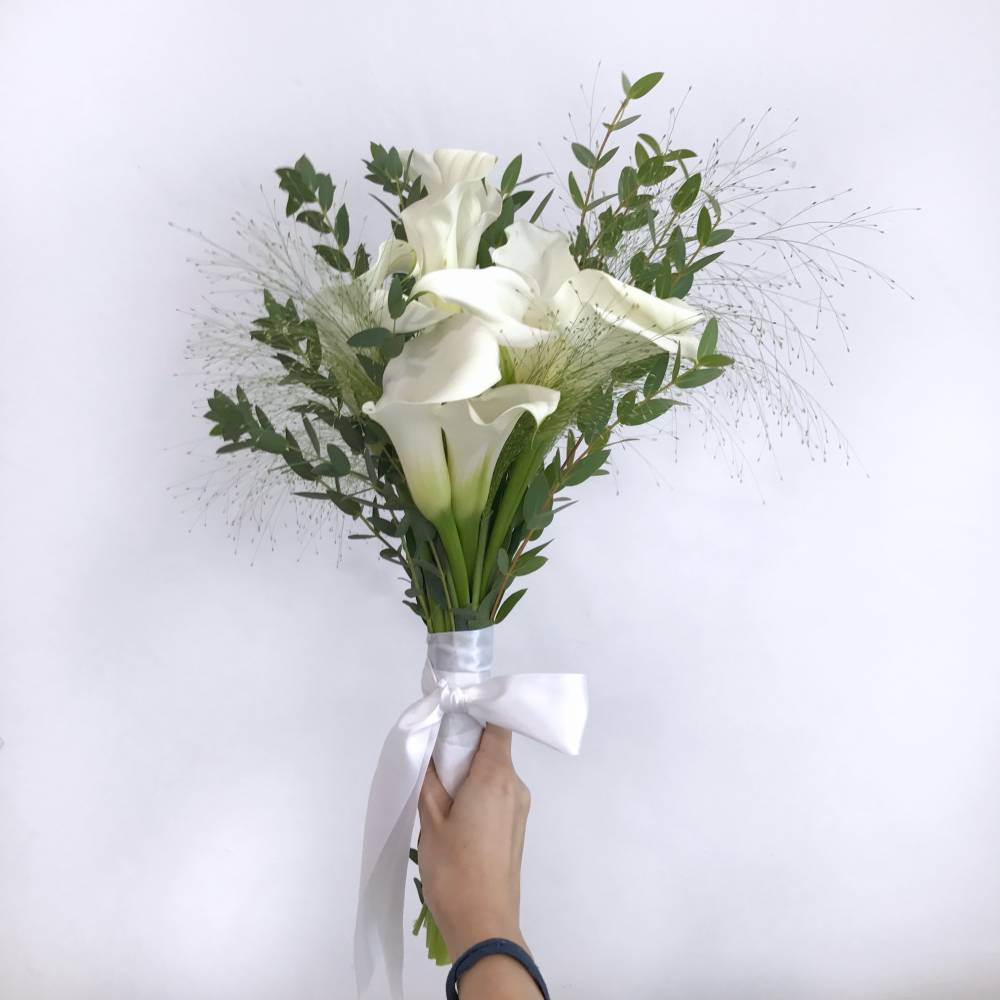 White Calla Lilly Bridal Bouquet