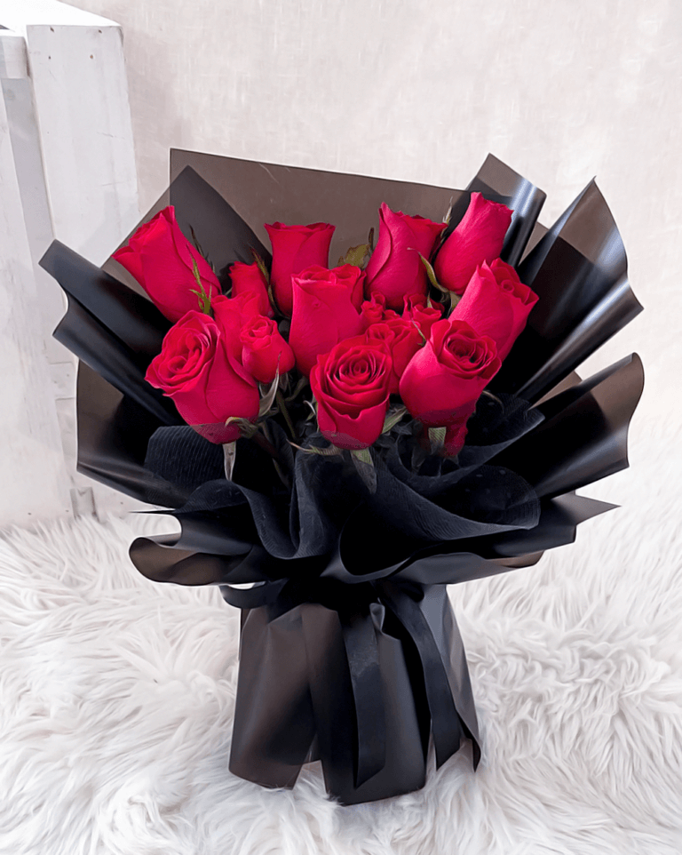 Elegant 12 Red Rose Bouquet