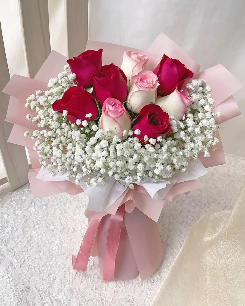 9 Red and Pink Rose Bouquet