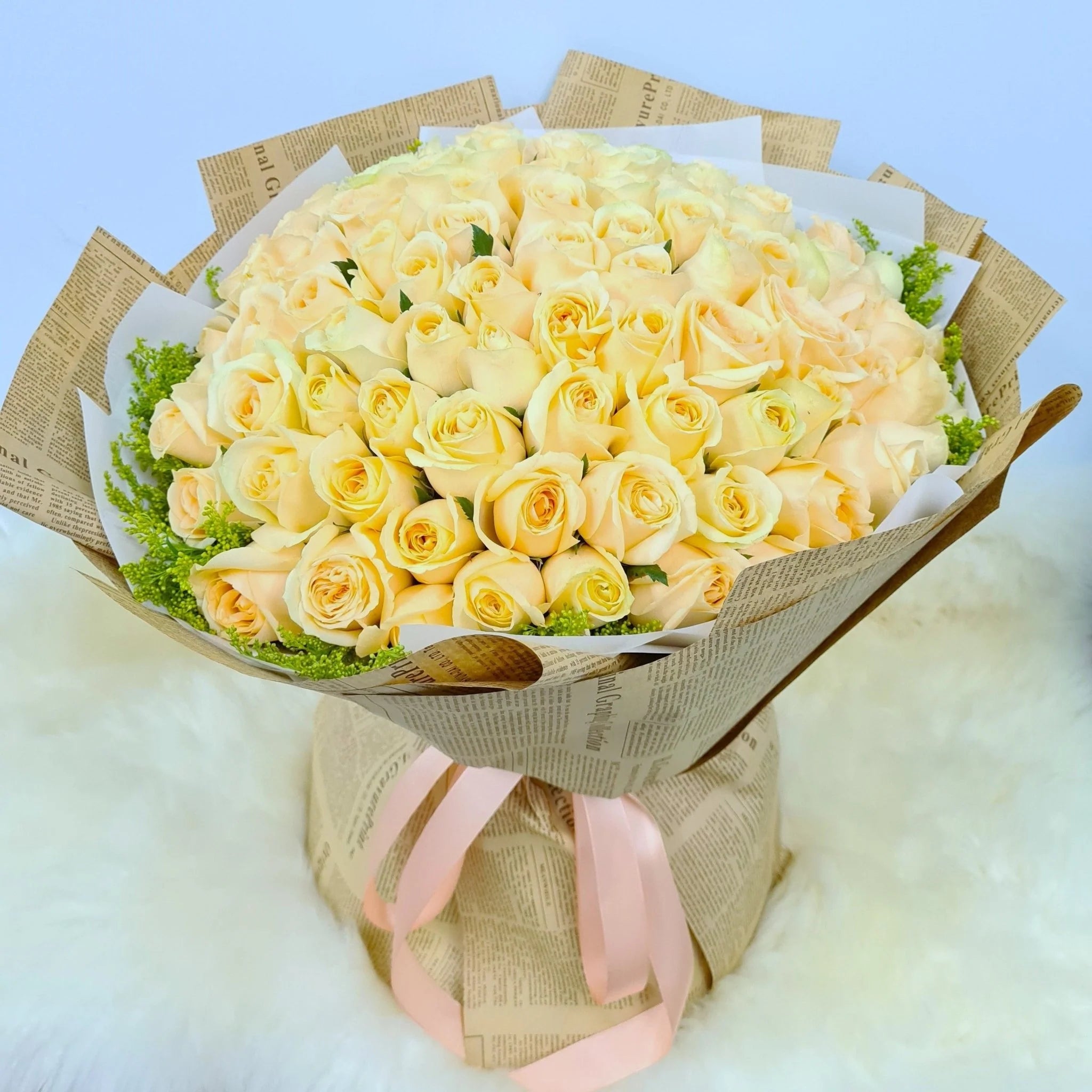 99 Champagne Rose Bouquet