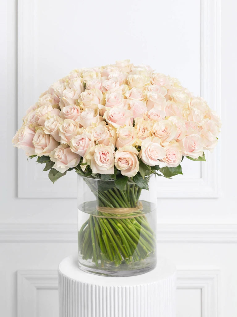 100 Light Pink Rose Vase Arrangement