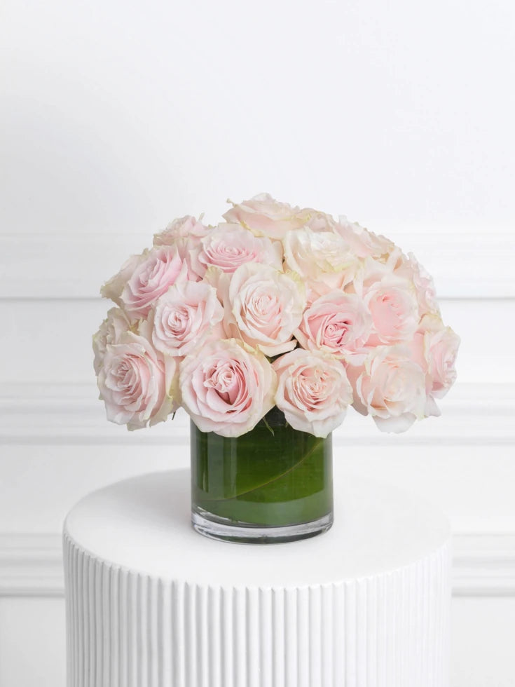 30 Light Pink Rose Vase